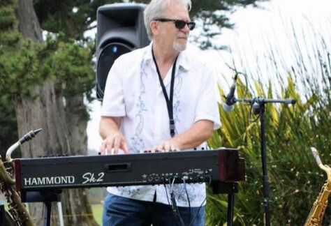 Terry Lawless performing on the keyboard